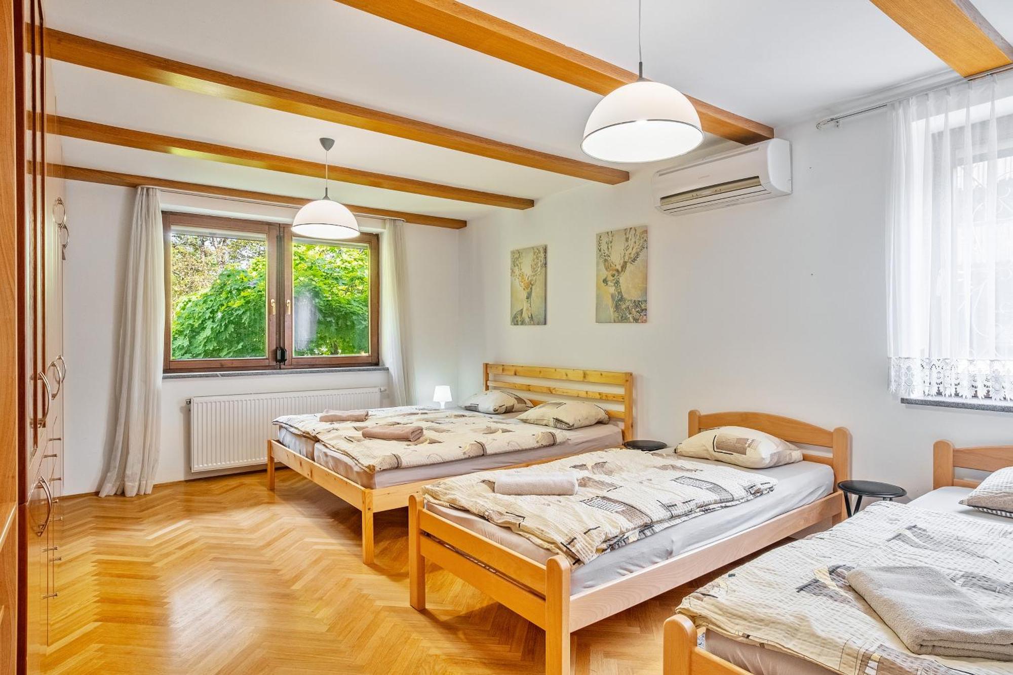 Resort Pod Orehi - Bled - Apartma & Glamping & Savna מראה חיצוני תמונה