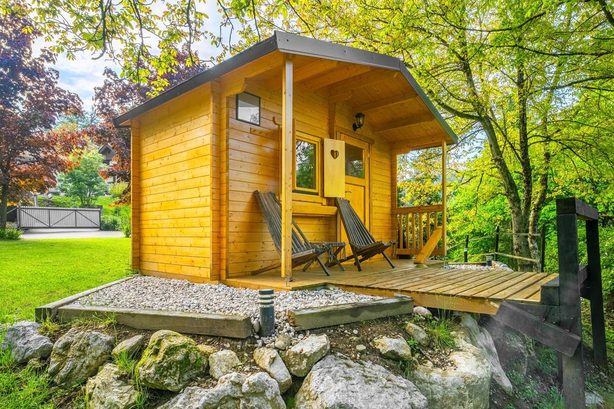 Resort Pod Orehi - Bled - Apartma & Glamping & Savna מראה חיצוני תמונה