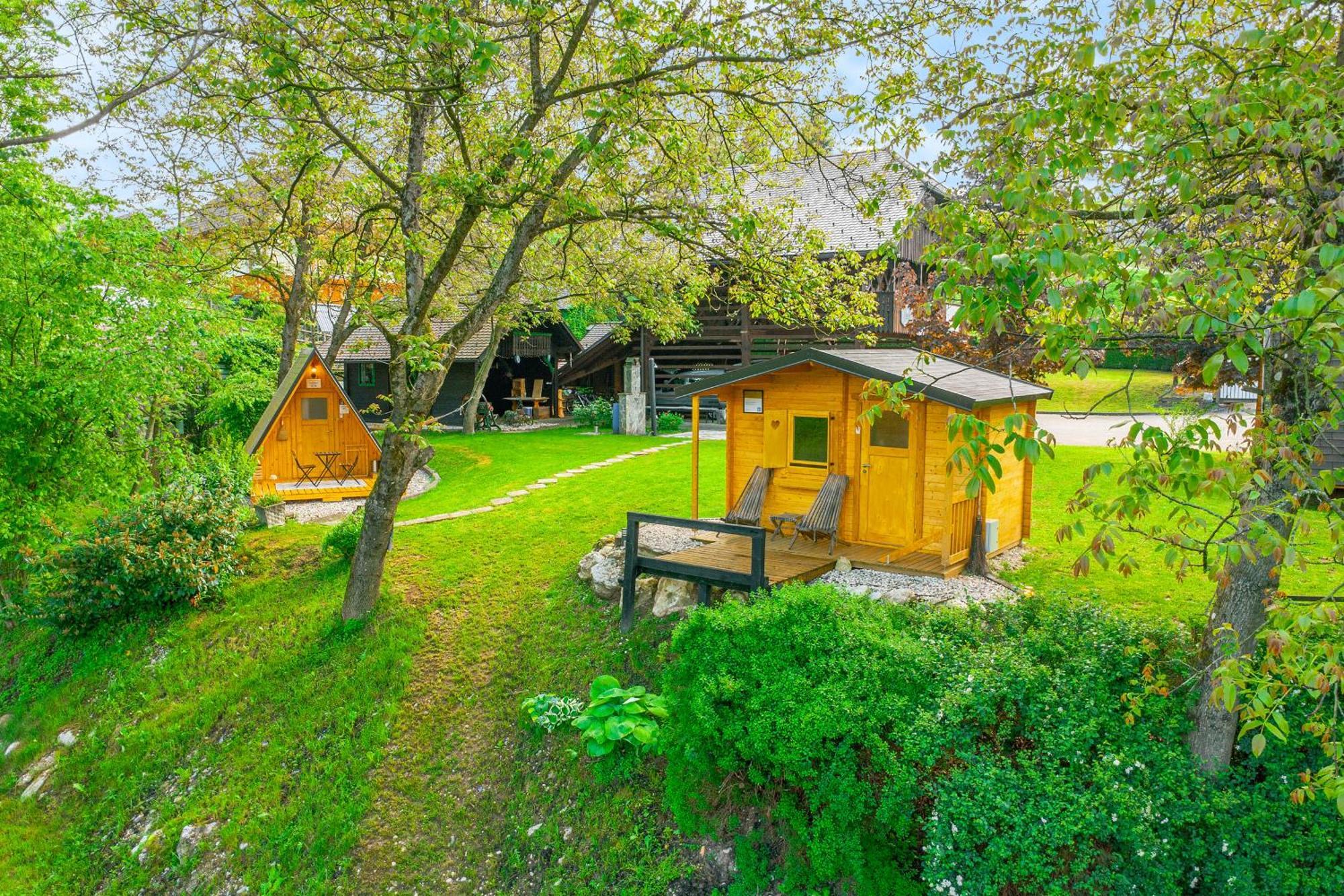 Resort Pod Orehi - Bled - Apartma & Glamping & Savna מראה חיצוני תמונה